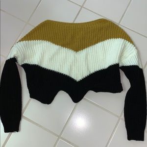 Cropped tri color sweater